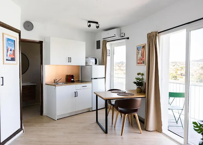 Casa - With The View Calp